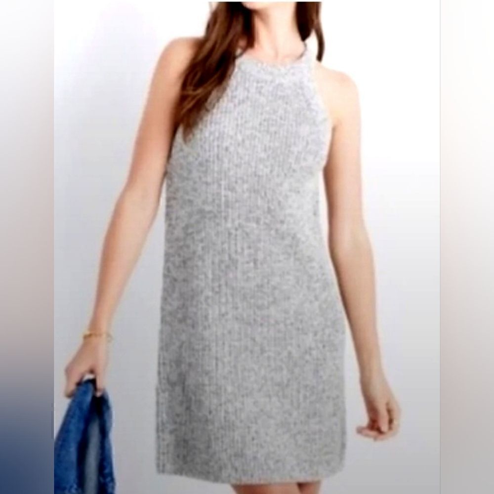 Grey and white sleeveless sweater dress.